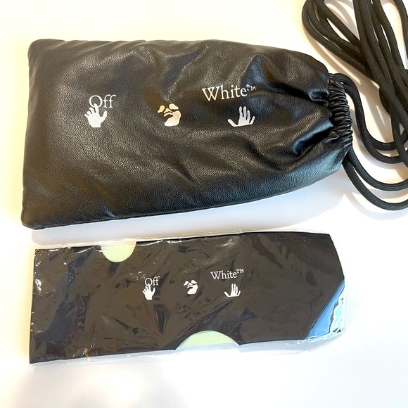Off-White Sunglasses - Picture 7 of 7